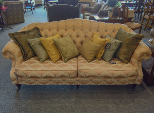 Tufted Victorian Damask Sofa - Image 3