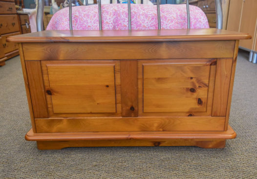 Knotty Pine Hope Chest