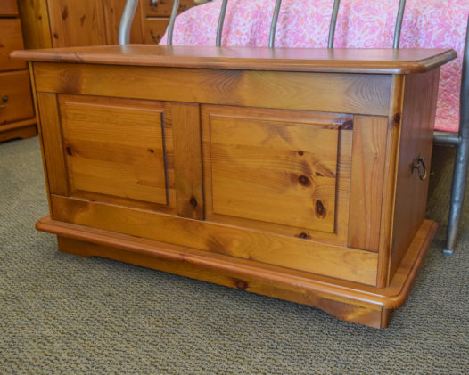 Knotty Pine Hope Chest - Image 2