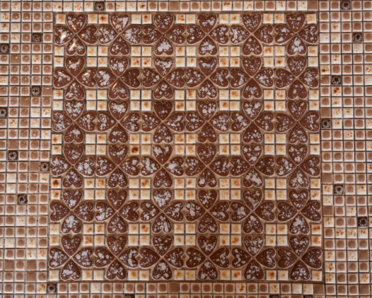 Shabby Chic Mosaic End Table - Image 4