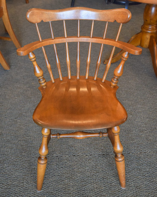 Oak Round Dining Table - Image 4