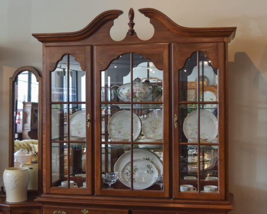 Jamestown Sterling Hutch - Image 2