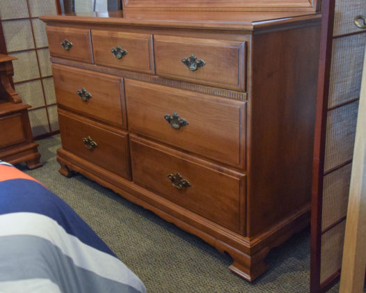 Sprague Carlton Dresser/Mirror - Image 3