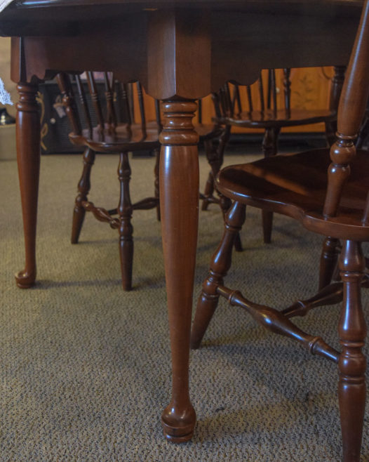 7 Pc Kling Dining Set - Image 3