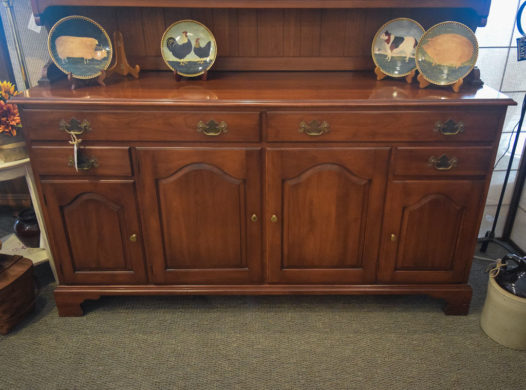 Henkel Harris Buffet/Hutch - Image 3