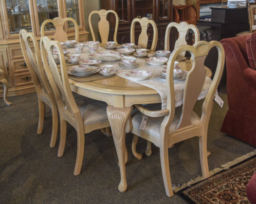 Lexington 9 Pc Dining Set
