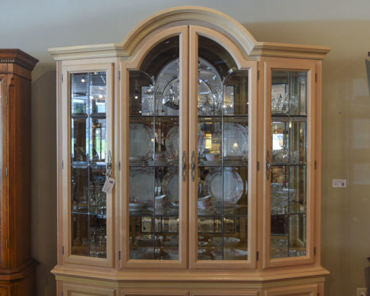 Lexington Buffet/Hutch - Image 3