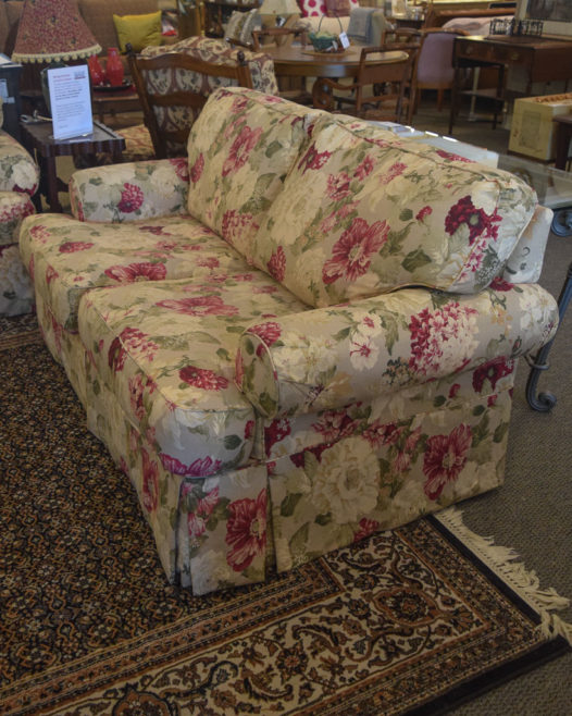 Rowe Floral Loveseat - Image 3