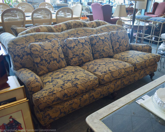 Pembroke Sofa