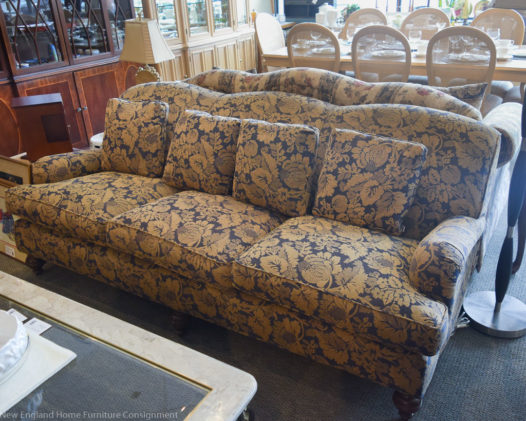Pembroke Sofa - Image 2