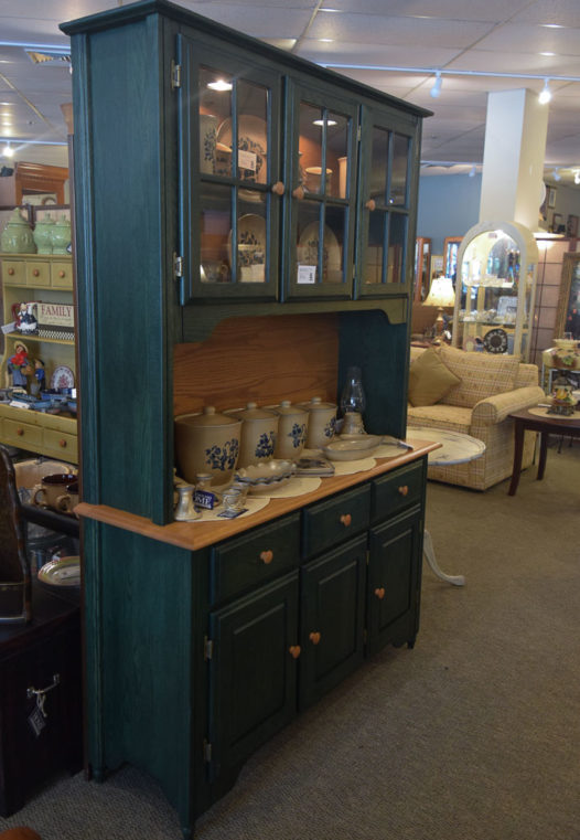 Canadel Buffet/Hutch