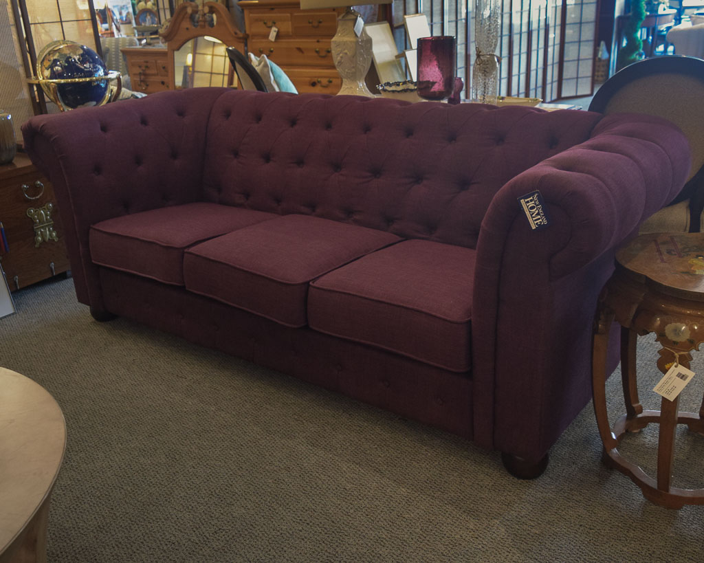 tufted chesterfield sofa living room