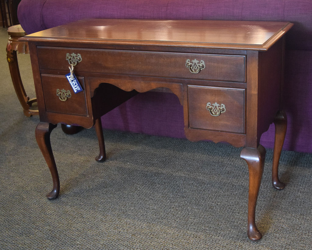 Queen Anne Desk New England Home Furniture Consignment