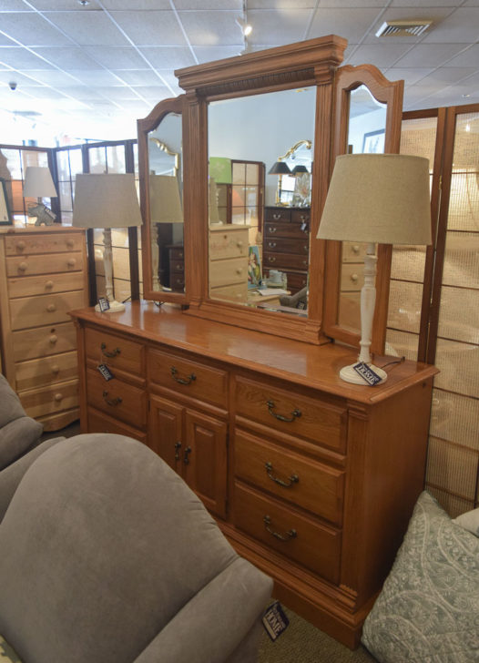 American Drew Dresser w/Mirror