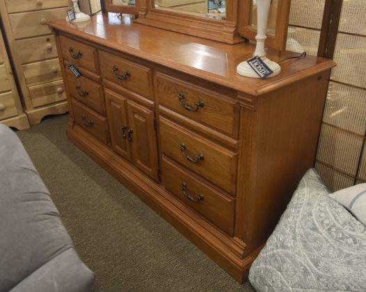 American Drew Dresser w/Mirror - Image 2