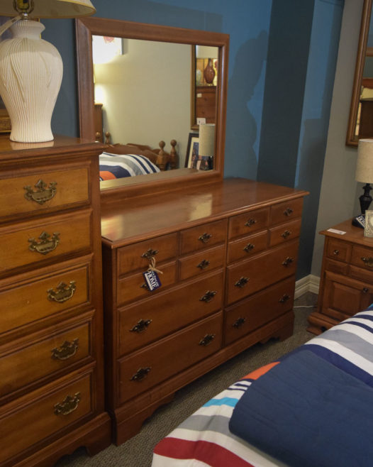 Maple Dresser w/Mirror