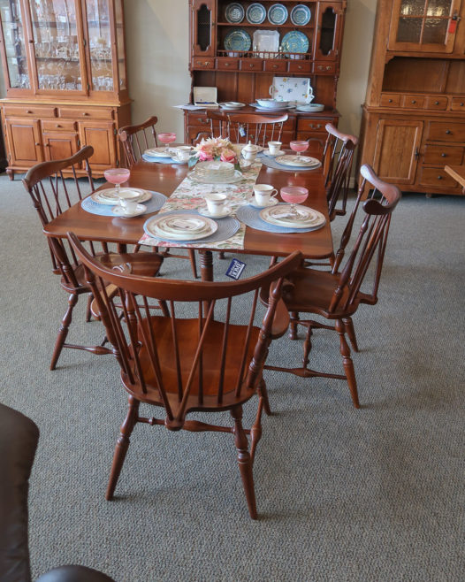 Tell City Gateleg Dining Set - Image 2