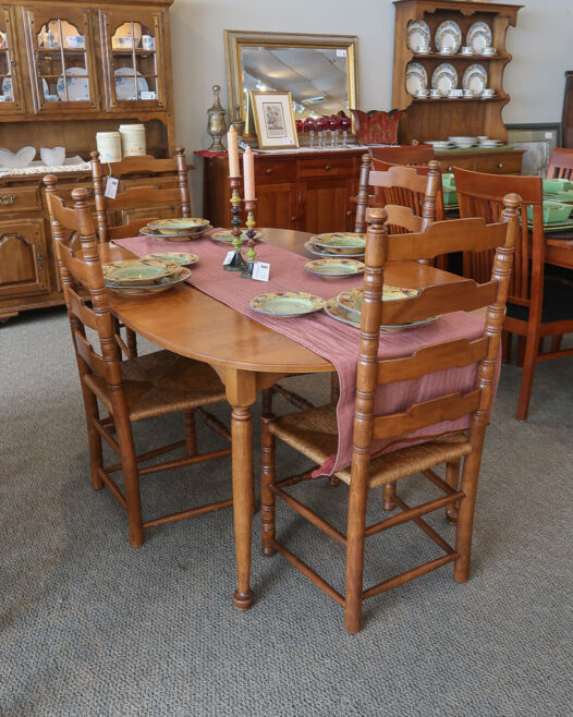 Sprague Carlton 5Pc Dining Set