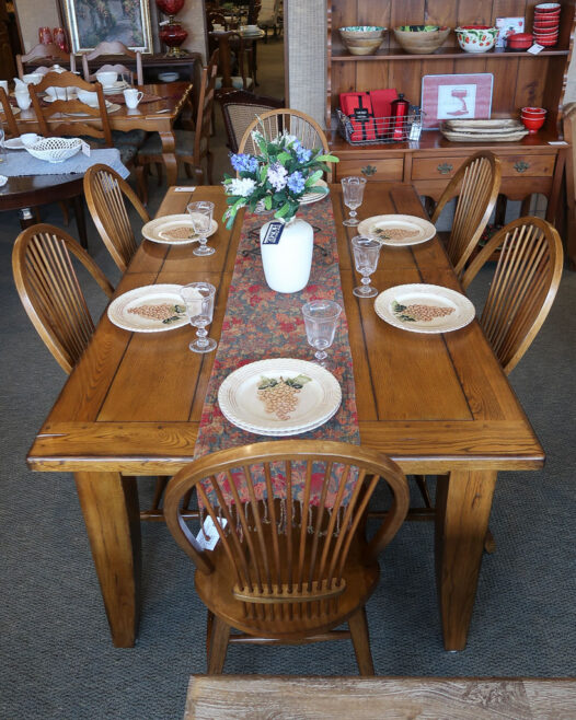 Farmhouse 7 Pc Dining Set - Image 2