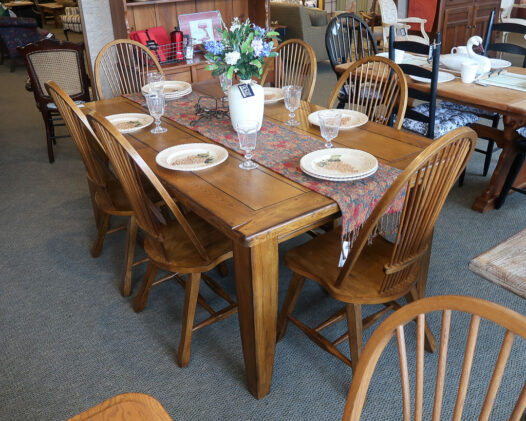 Farmhouse 7 Pc Dining Set - Image 3