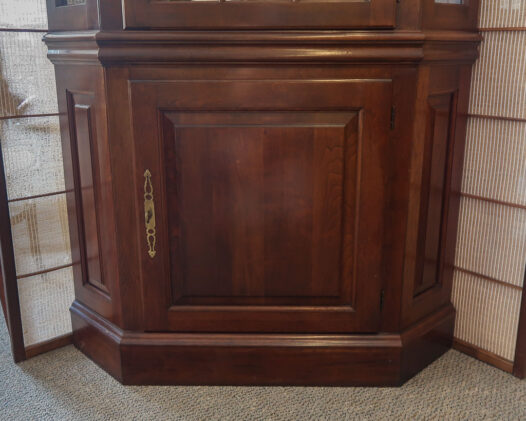 Pennsylvania House Cabinet - Image 3