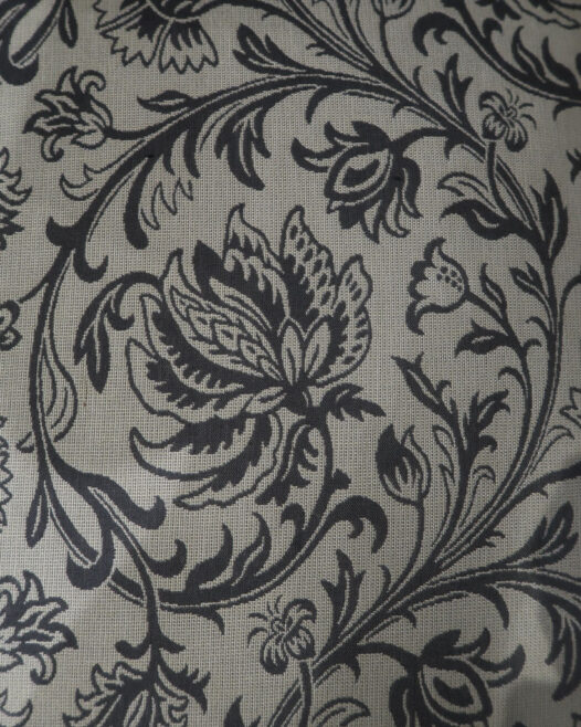 Black & Cream Accent Chair - Image 3