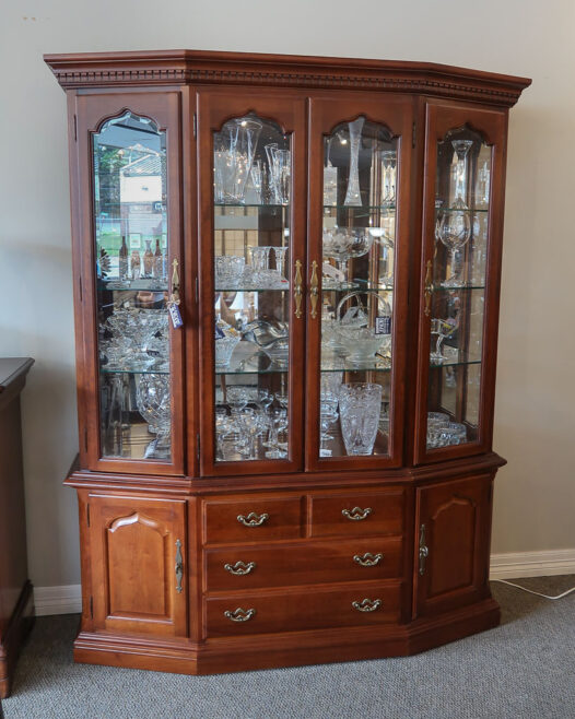 Thomasville Buffet Hutch