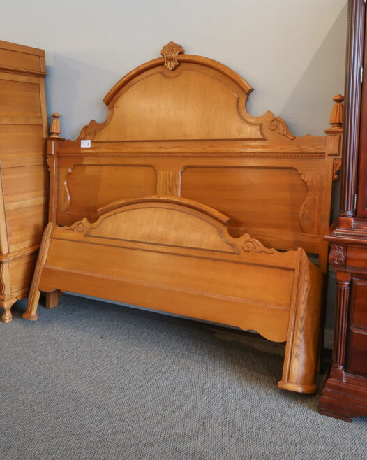 Lexington Oak King Bed