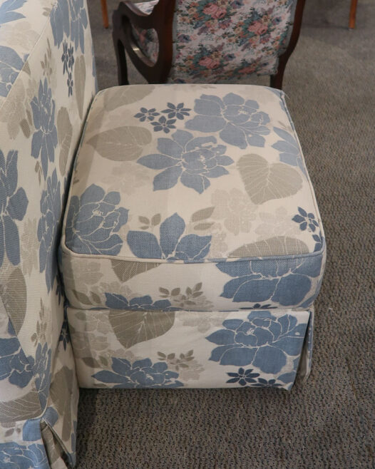 Floral Chair with Ottoman - Image 2