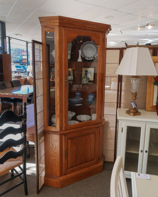 Pennsylvania Oak Corner Hutch