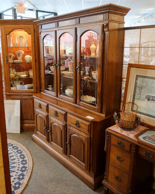 Oak Buffet Hutch - Image 3