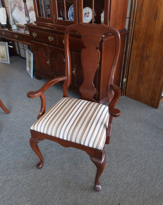 Colonial Furniture Dining Set - Image 3