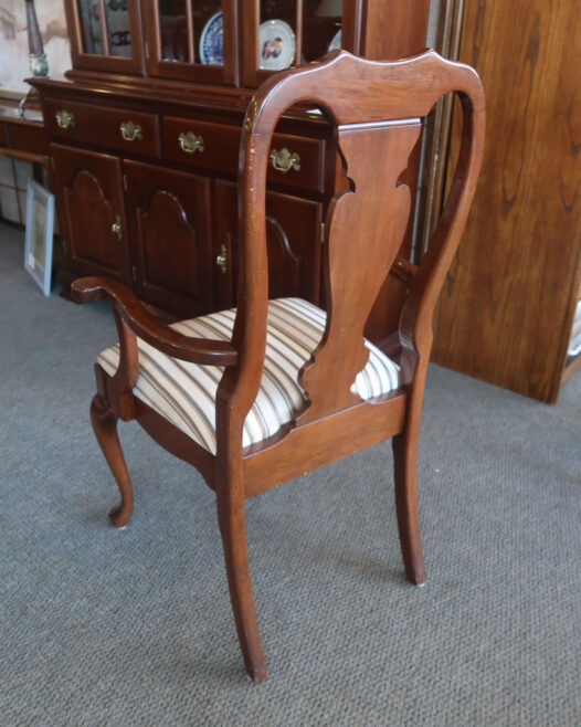 Colonial Furniture Dining Set - Image 4