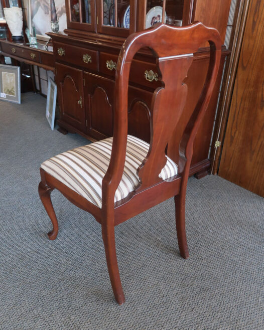Colonial Furniture Dining Set - Image 6