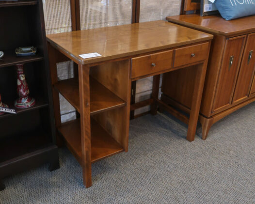 Ethan Allen Maple Desk - Image 3