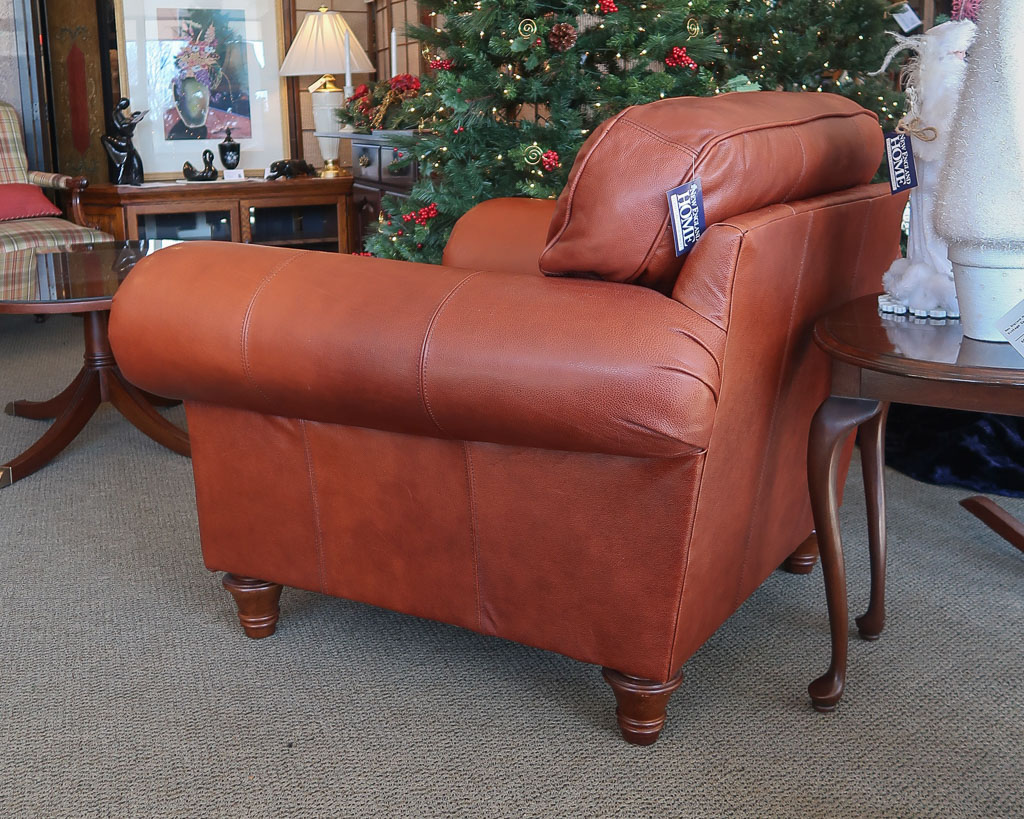 Broyhill Leather Club Chair New England Home Furniture Consignment