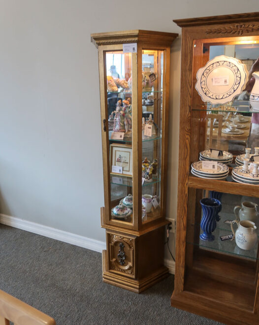 Gold Curio Cabinet - Image 2