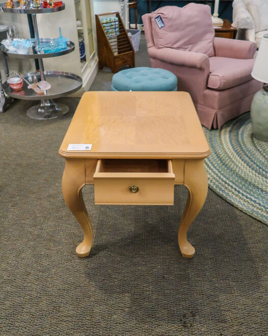 Bernhardt End Table - Image 3