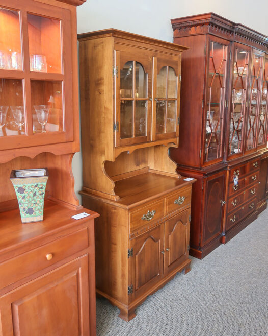 Moosehead Maple Buffet Hutch - Image 2