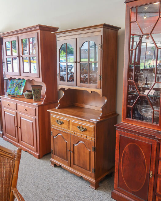 Moosehead Maple Buffet Hutch - Image 3