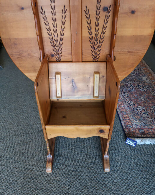 Habersham Tiltop Table Bench - Image 6