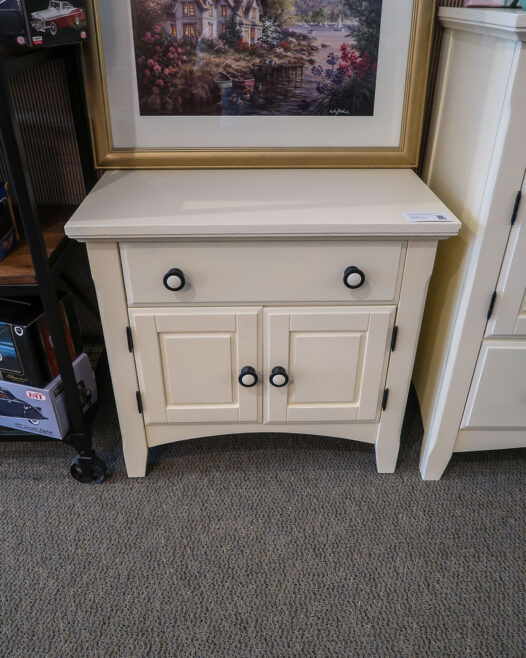 Ivory Dresser Nightstand