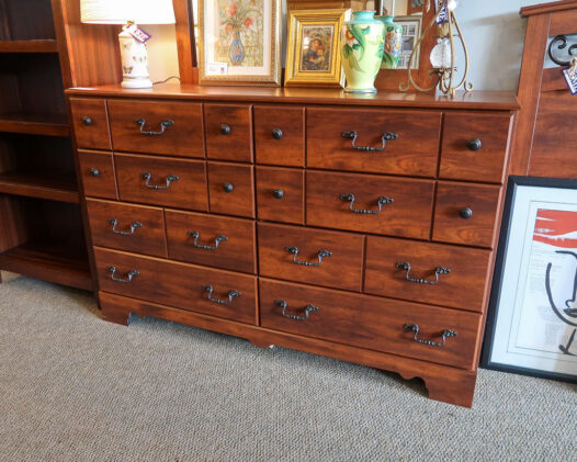 Cherry Finish Dresser w/ Mirror - Image 4