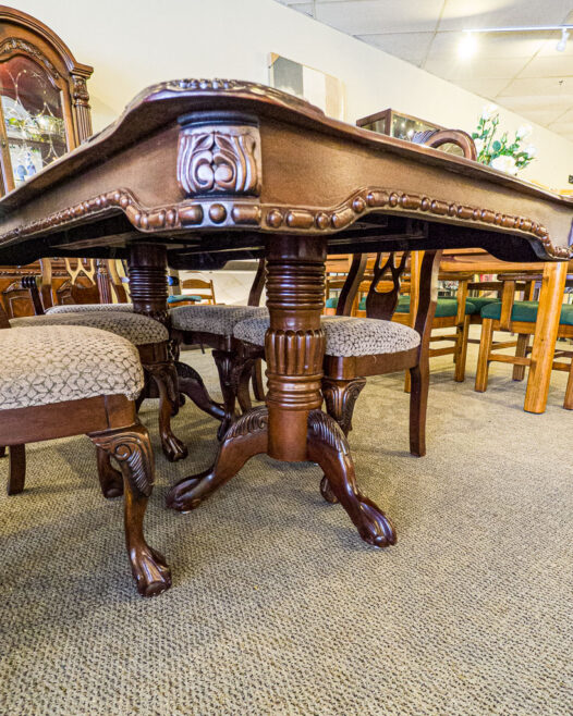 Cherry 7 Pc Dining Set- As Is - Image 3