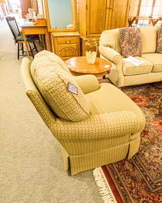 Flexsteel Swivel Chair- As Is - Image 3