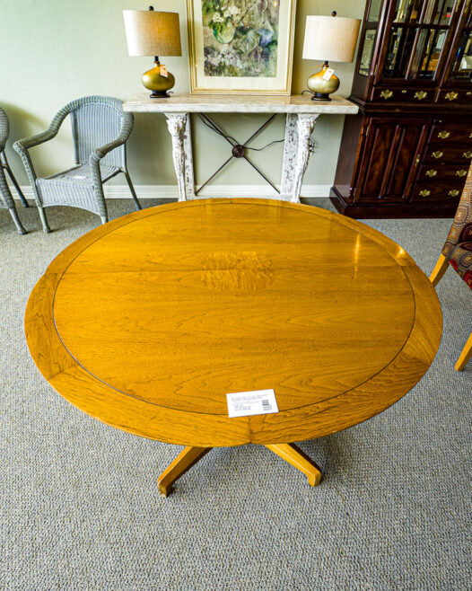 Tomlinson Sophisticate Table - Image 2