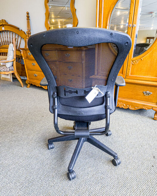 Mesh Back Office Task Chair - Image 3