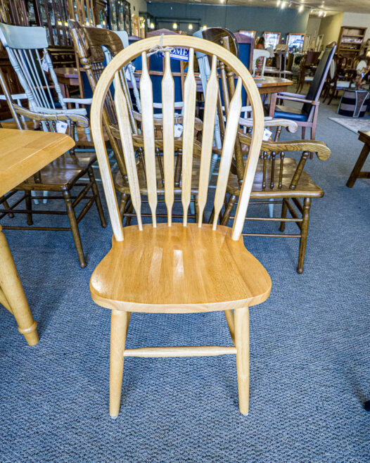 Amesbury Chair 5 Pc Dining Set - Image 3