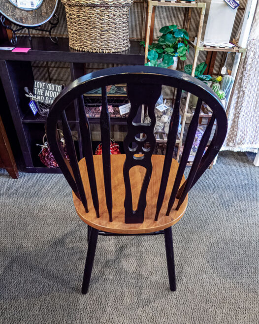 Amesbury Chair Dining Set - Image 4