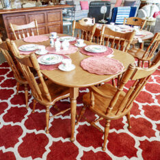 E.R. Buck Maple 7PC Dining Set